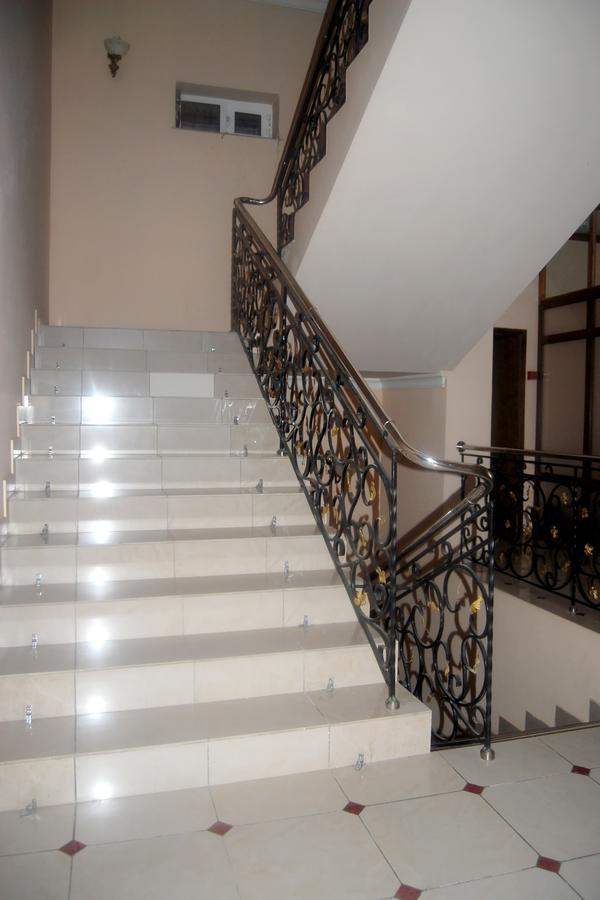 Crown Hotel Tashkent Ngoại thất bức ảnh