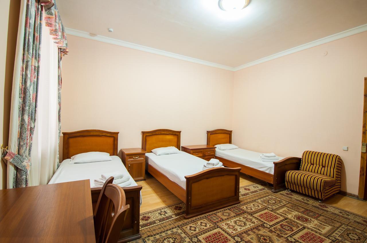Crown Hotel Tashkent Ngoại thất bức ảnh